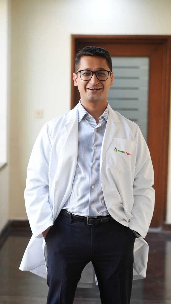 Dr. Pulak Vatsya - Clinical Excellence & Orthopaedic Care