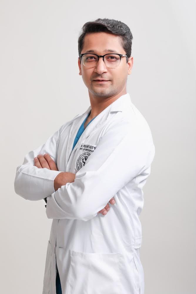 Dr. Pulak Vatsya - Patient-Centred Knee Care Specialist